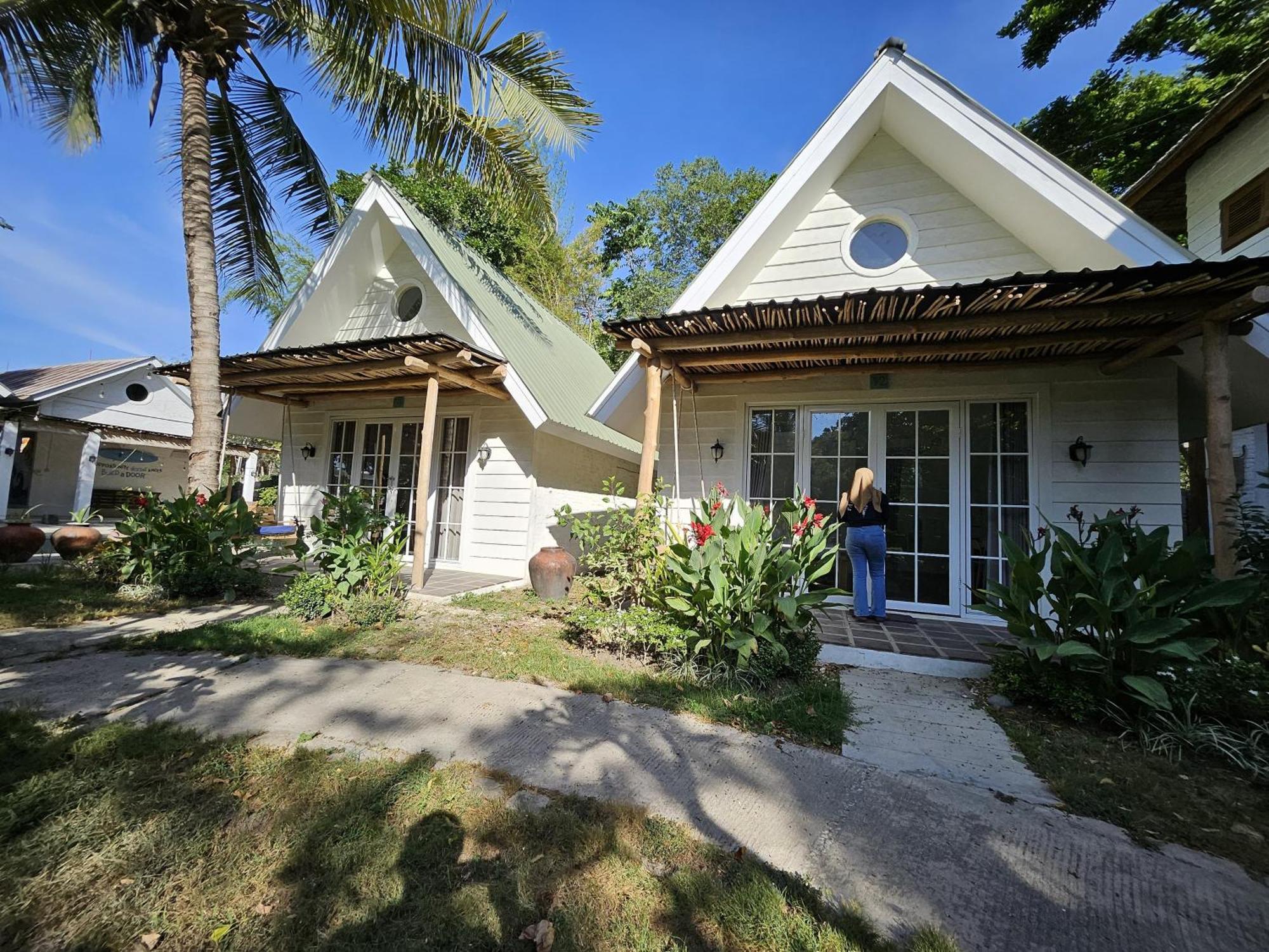 Pasir Putih Resort & Resto Maluk Kültér fotó